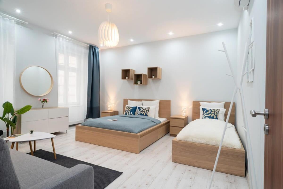 New Spacious At Superb Location *