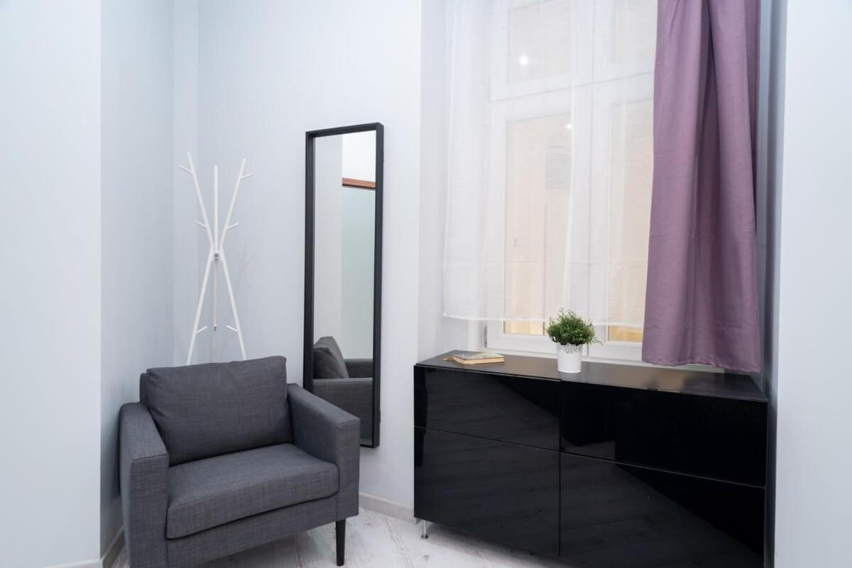 New Spacious At Superb Location