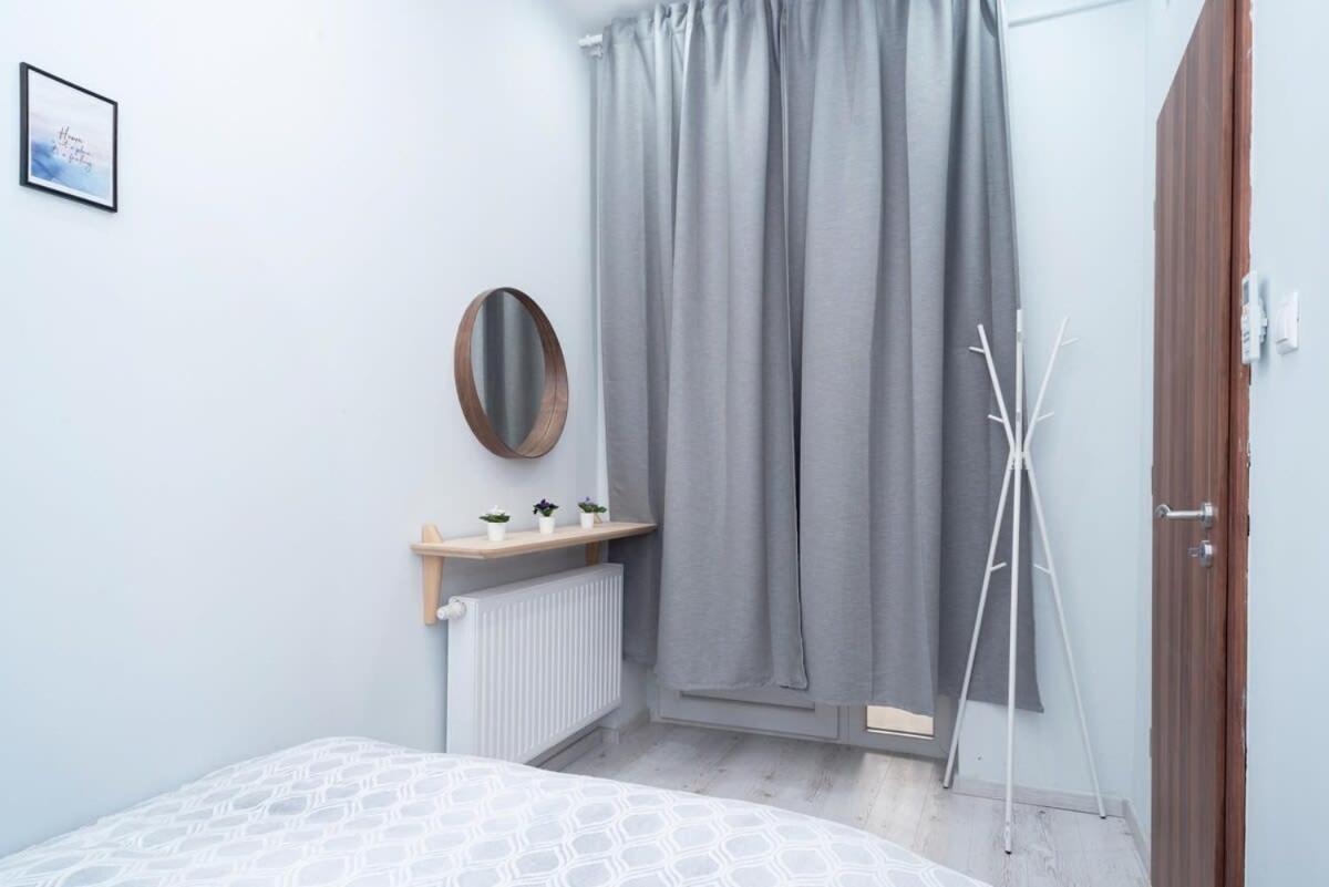 New Spacious At Superb Location Apartment *