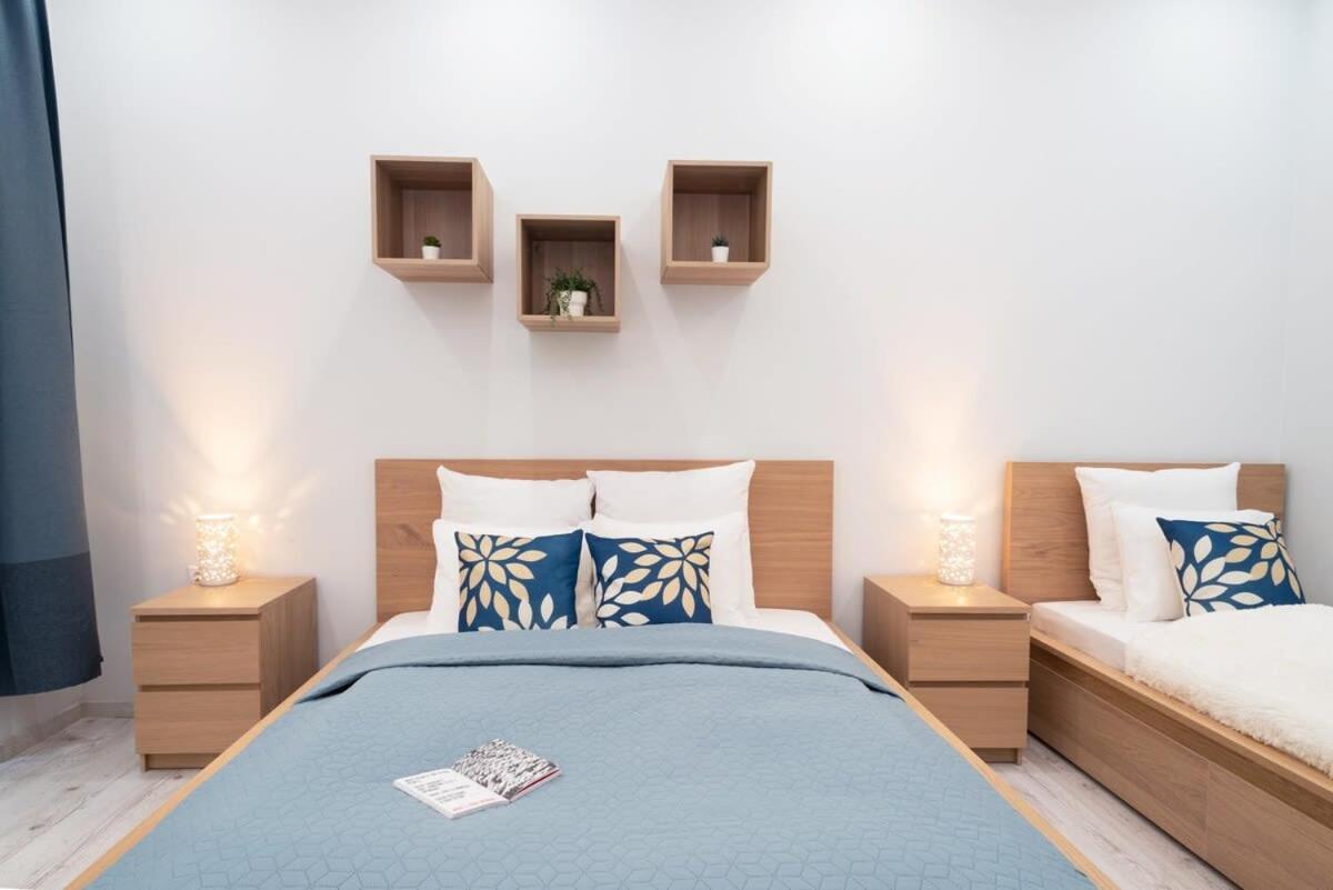 New Spacious At Superb Location Apartment
