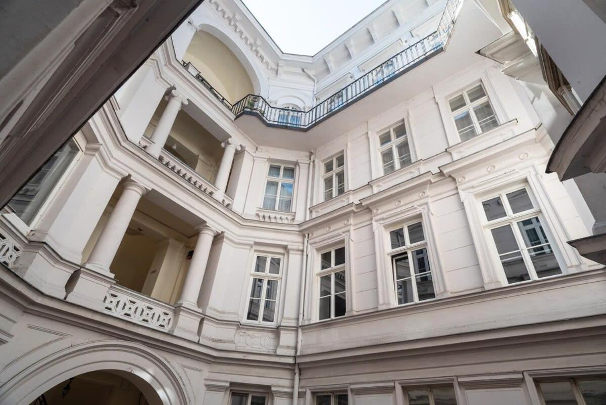 New Spacious At Superb Location Apartment